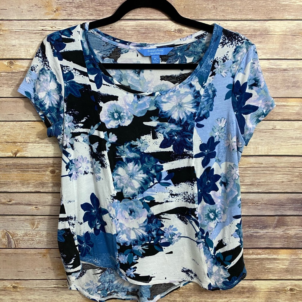 Petite Vera Wang Floral Short Sleeves